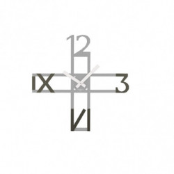 Orologio x parete in legno traforato a forma di croce silver